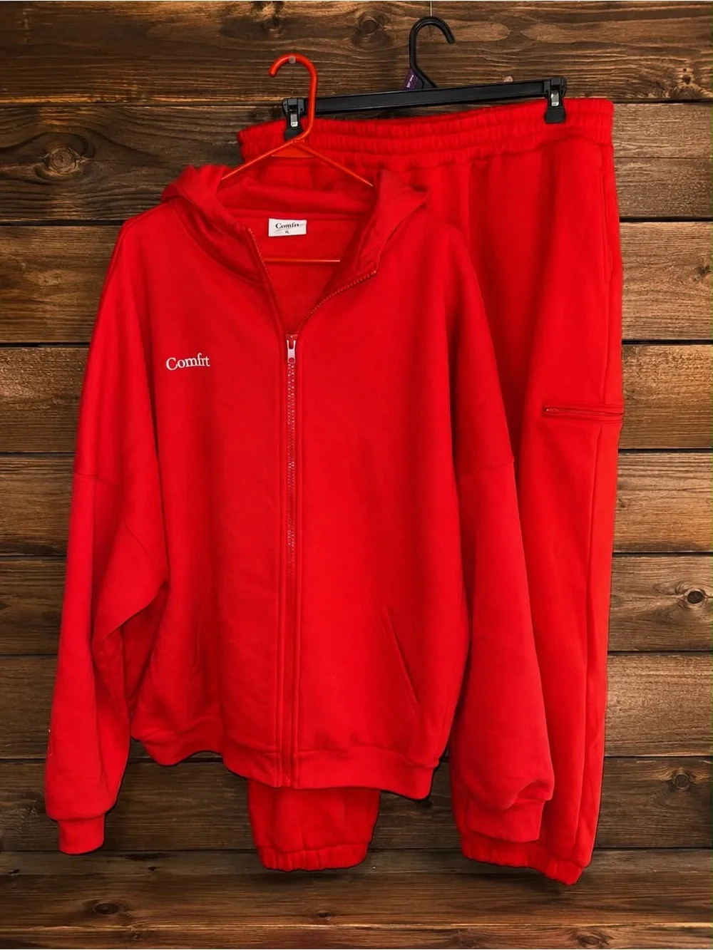 Comfit Women's Red Hoodie/Jacket Size XL  Zip & joggers size 2X! BRAND NEW